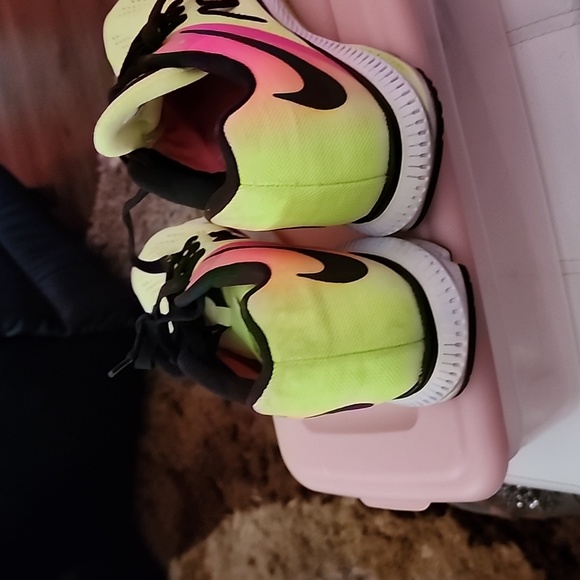 Women shoes - Picture 4 of 4